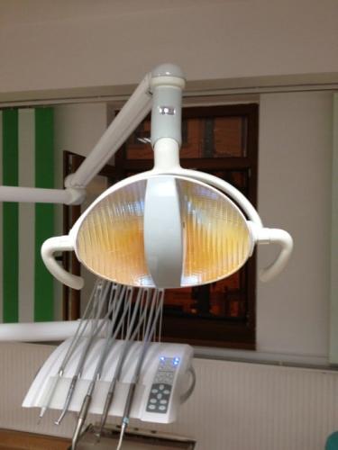 Lampa halogen